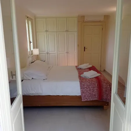 Βίλα The Gardener House *