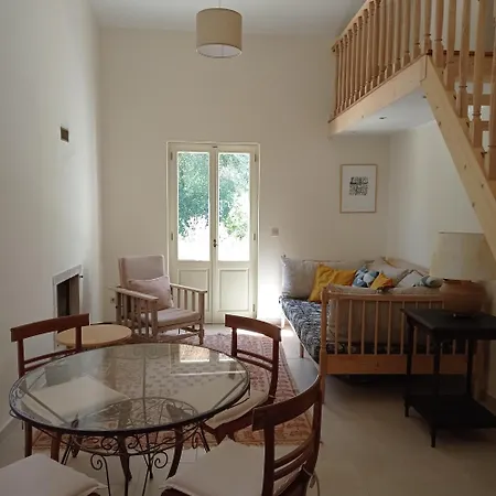 Βίλα The Gardener House